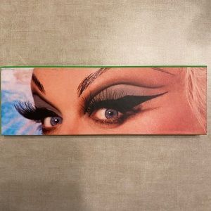 Kat Von D Divine Limited Edition Eyeshadow palette